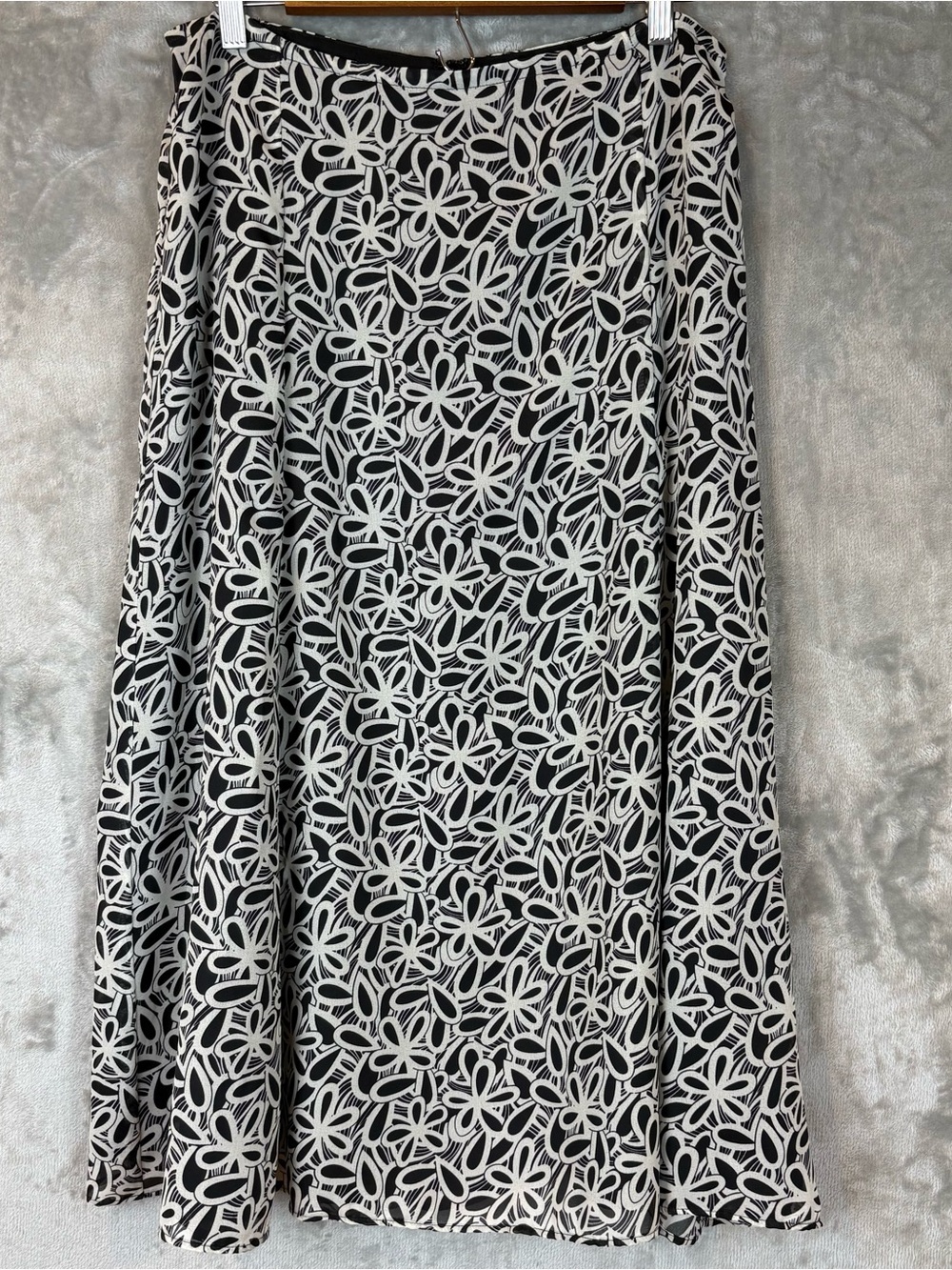 Geometric Floral Black & White A-Line Skirt Sz 14